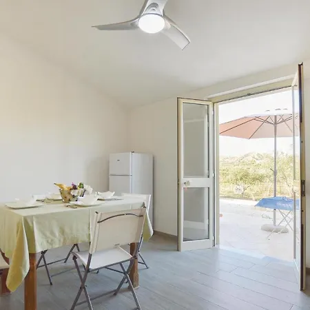Beautiful In W/ 2 Bedrooms Holiday home